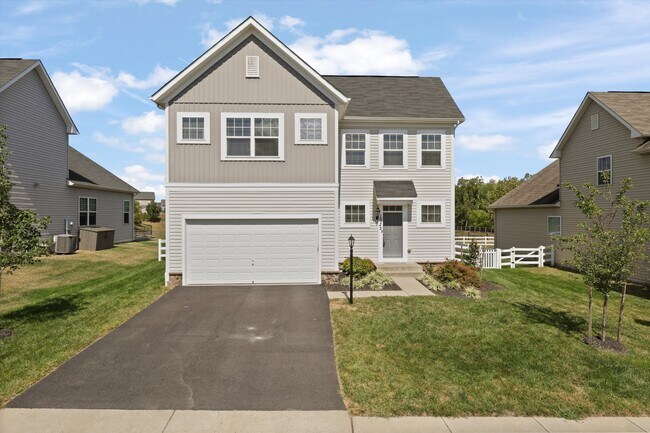 Building Photo - 10242 Spring Iris Dr Rental