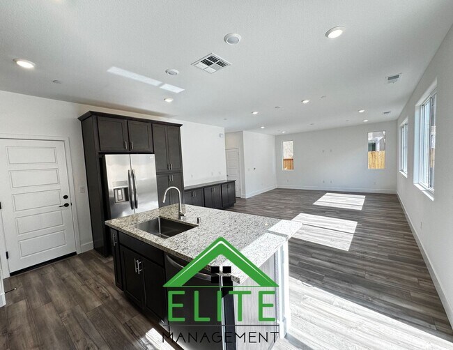 Photo - Spacious 4-Bedroom Home in Prime Folsom Lo...