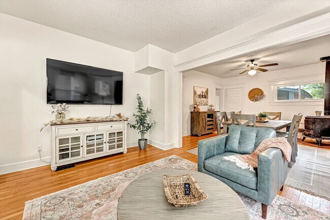 Photo - 413 S Madison St Unit SI ID1520928P