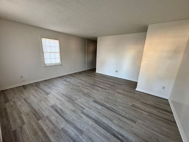 Photo - READY NOW!!! Beautiful brick front 2 bedroom 1 bath ranch duplex!