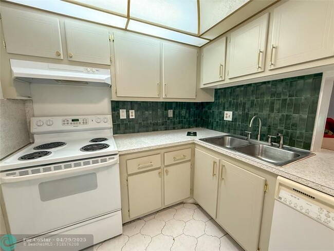 Photo - 1445 Atlantic Shores Blvd Condo Unit 206