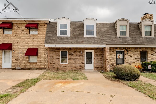 Photo - 1215 N Pacific Ave