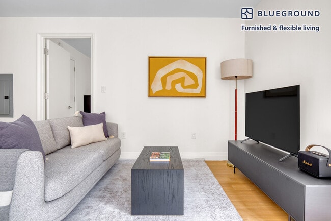 Photo - 420 E 54th St Unidad SI FL3-ID752