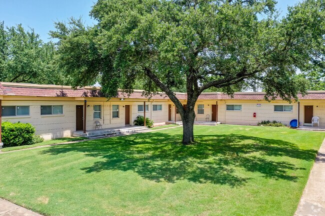 Brownstone Village - Brownstone Village Apartments