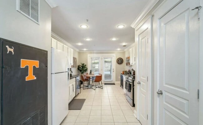 Photo - 01-103 Whittaker Unit 01-103 - A