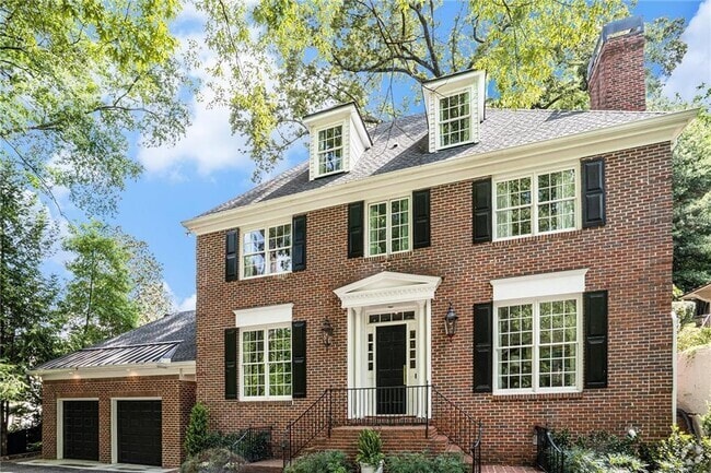Building Photo - 575 Peachtree Battle Ave NW Rental