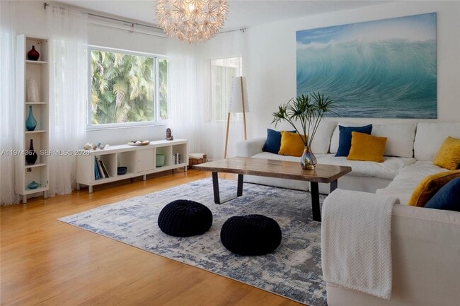 Photo - 750 NE 120th St