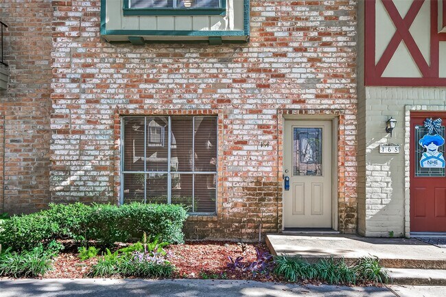 Photo - 14707 Barryknoll Ln Unidad 164