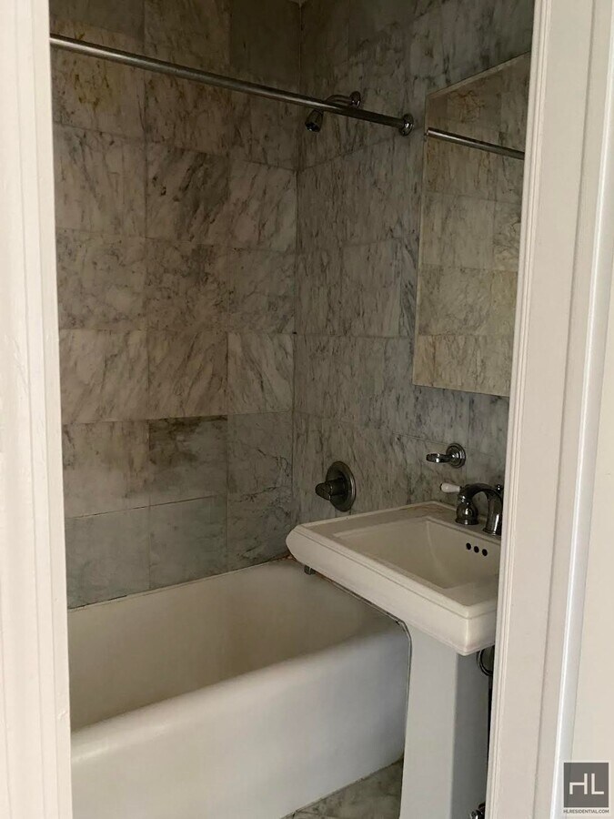 Photo - SECOND AVENUE Unit 10D