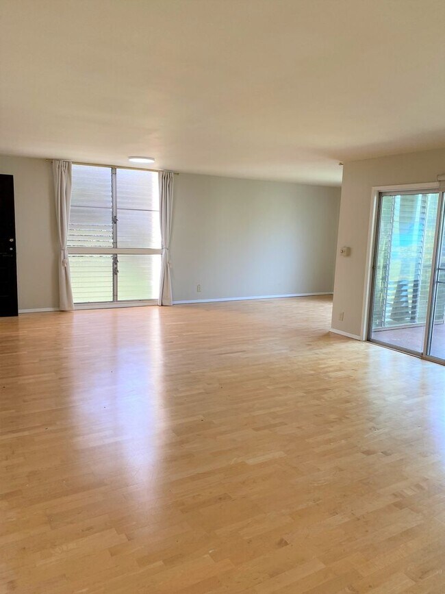 Photo - Rarely Available Haleloa II - 3/2/2