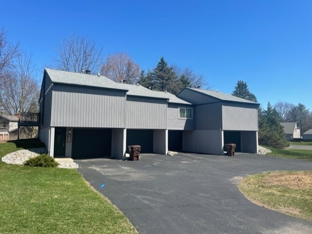 Photo - 2100 Fox Hollow Dr