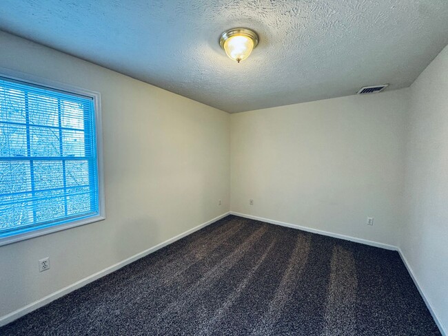 Photo - 412 Three Creeks Ct Unit 412 A Three Creeks Court