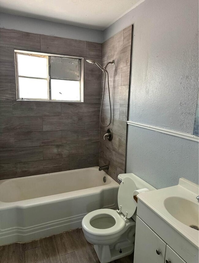 Photo - 2711 Duncan Dr