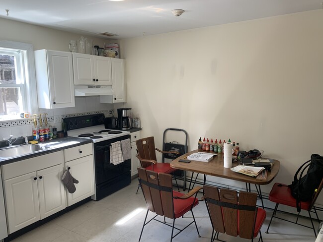 Photo - 67 Ashford St Condo Unit 2