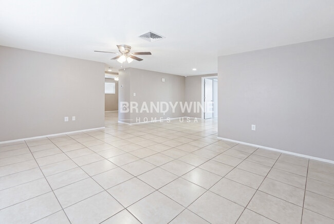 Photo - 7804 Topay Ln