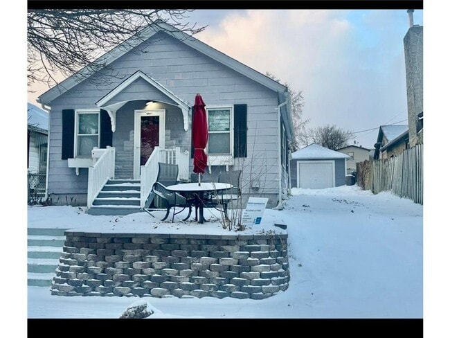Building Photo - 1068 Arundel St