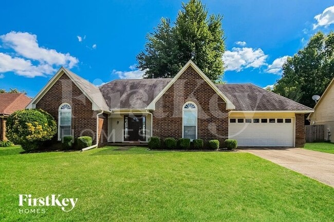 Building Photo - 935 Rutland Dr