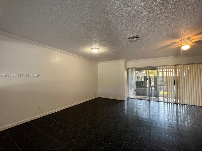 Photo - 781 Crystal Lake Dr