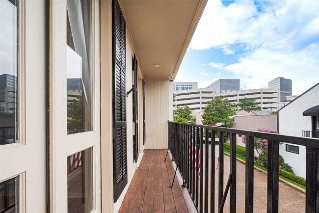 Photo - 3 River Hollow Ln
