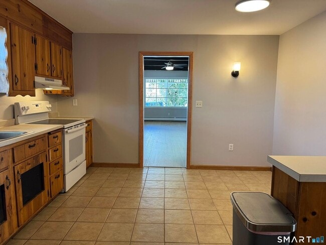 156 Fair St Unit 1