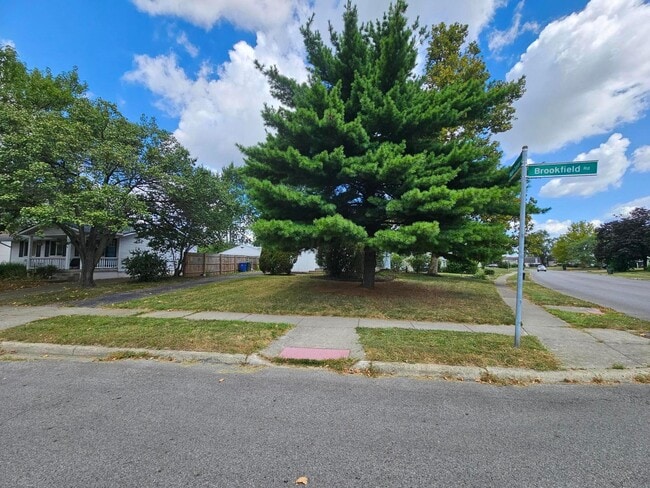 Building Photo - 2084 Brookfield Rd Rental