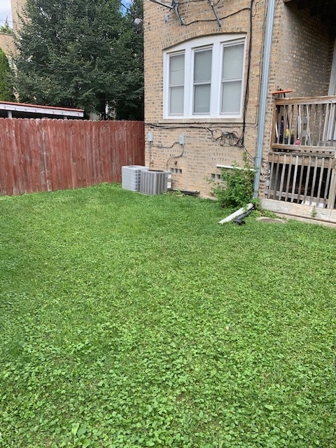 Photo - 5349 W Byron St Unidad 2