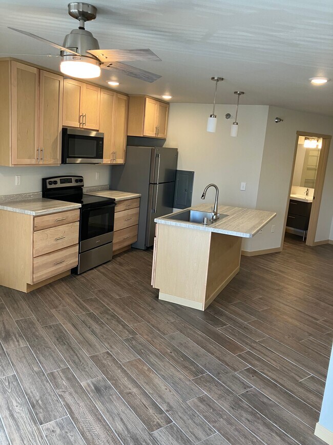 Photo - 455 Century Pl Unit 313