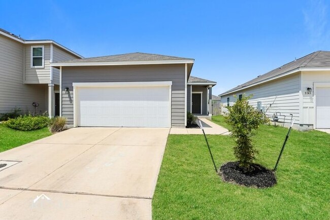 Photo - 5139 Firefly Hls