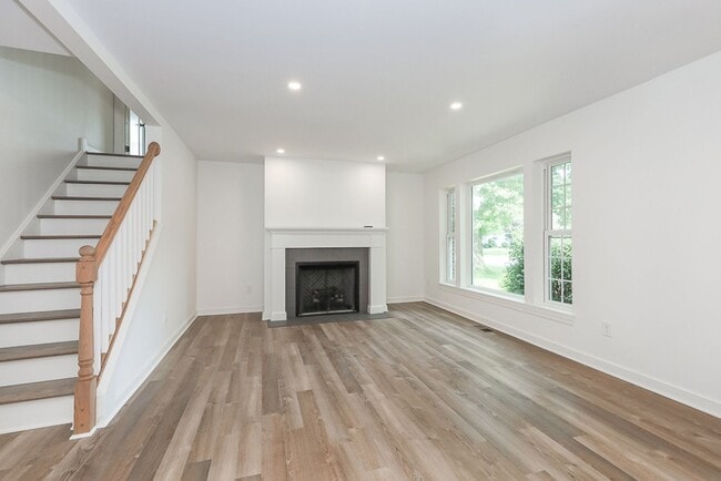 Photo - Four bedrooms/2.5 Baths Newly Remodeled Bay Village Home!