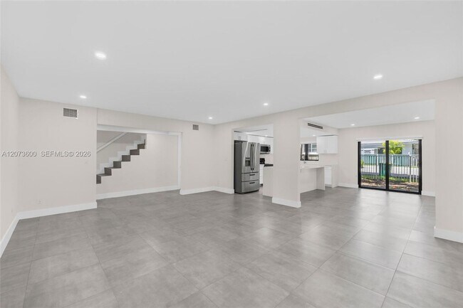 Photo - 345 Sarto Ave
