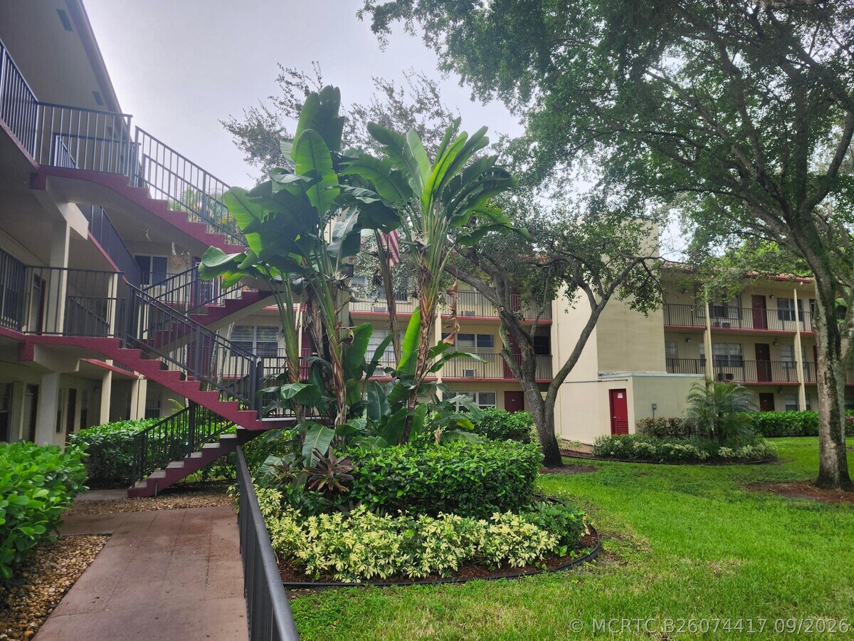 Photo - 200 SW 132nd Way Unit 105L