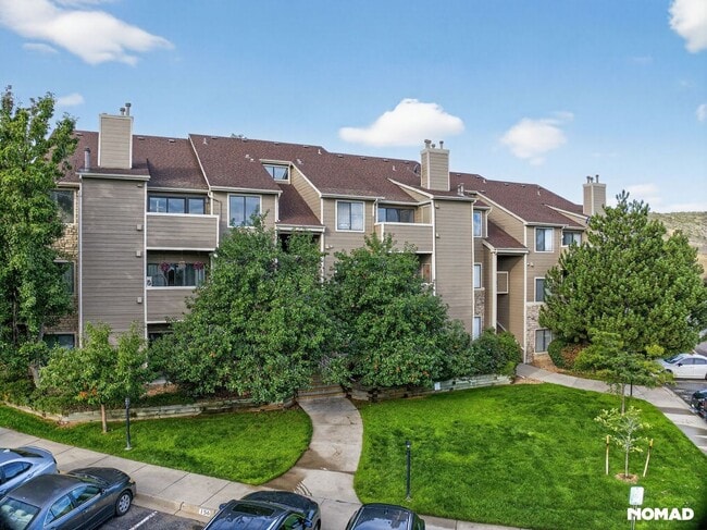 Photo - 7408 S Alkire St