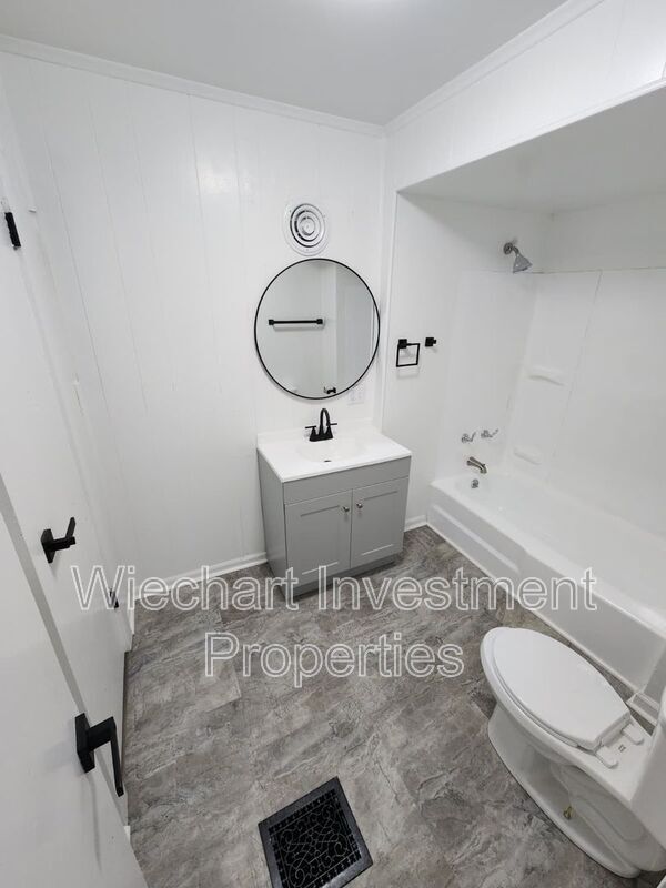 Photo - 1178 W Wayne St