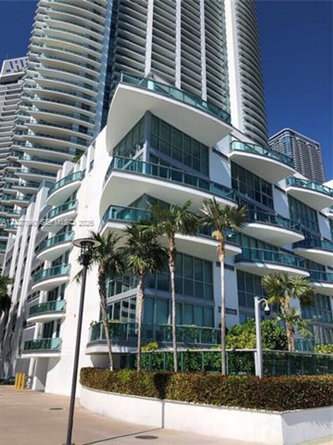 Photo - 1331 Brickell Bay Dr Unidad 1331 Brickell Bay Dr # BL-48