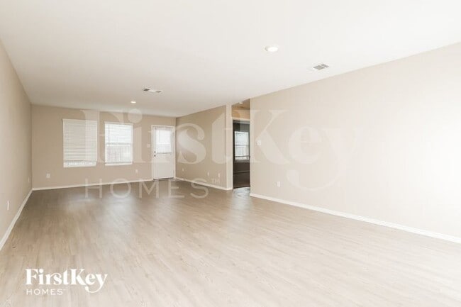 Photo - 5196 Fowler Crst