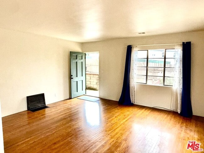 Photo - 2618 Prospect Ave