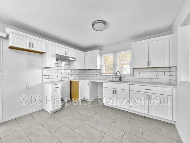 Photo - 16007 East 35th St S