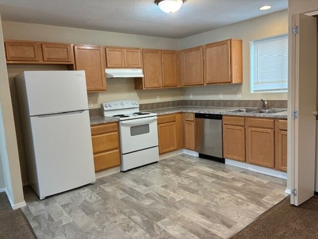 Photo - 13414 SE Division St