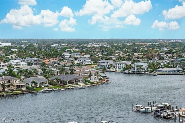 Building Photo - 4751 Gulf Shore Blvd N Unit 701 Rental
