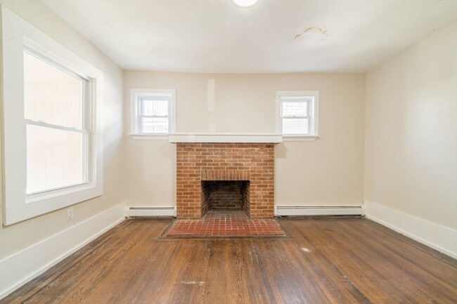 Photo - 21 N Laclede Pl Unit Apt 1