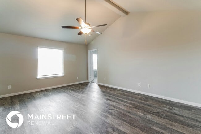 Photo - 921 NW 6th St