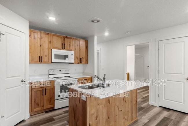 Photo - 5773 S 5th Ave