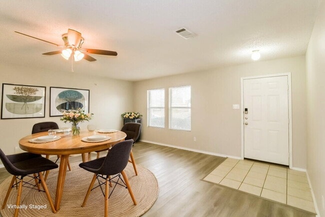 Photo - 541 Magdalen Ave