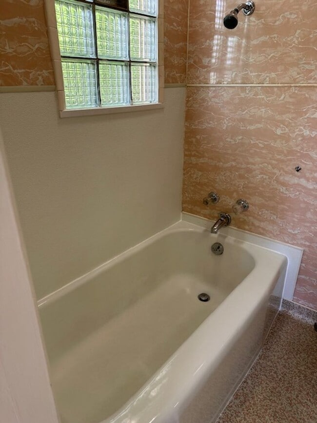 Photo - Morand 303 Unidad 303 #3