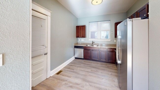 Photo - 4501-4503 Wichita Unit 4503-2W