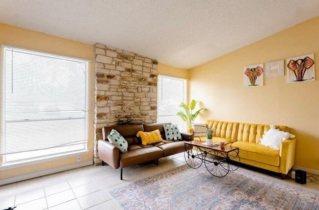 Photo - 10407 Burmaster Ln