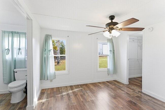 Photo - 1310 E Hendron Chapel Rd