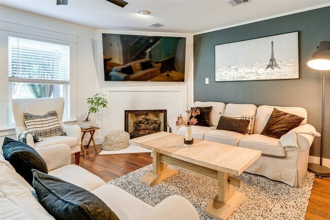 Photo - 34 Steep Trail Pl