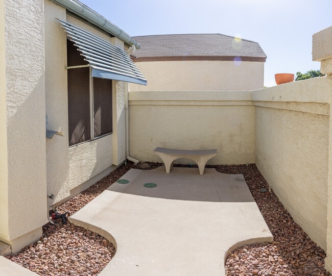Photo - 6036 W Mescal St