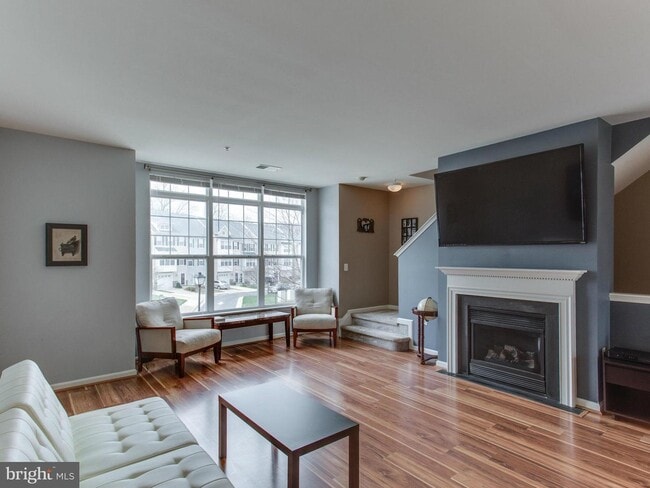 Photo - 152 Moore Dr